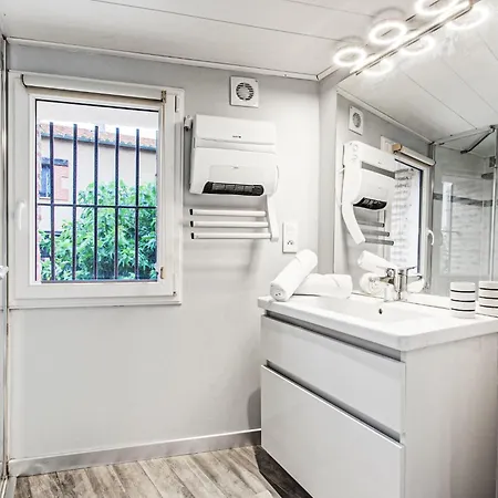 Tour Carree By Interhome * كانيه