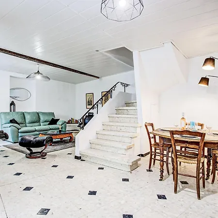 بيت للعطل Tour Carree By Interhome كانيه